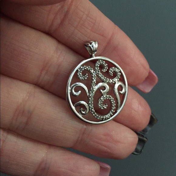 Sterling Silver & Diamond Pendant - Picture 6 of 8